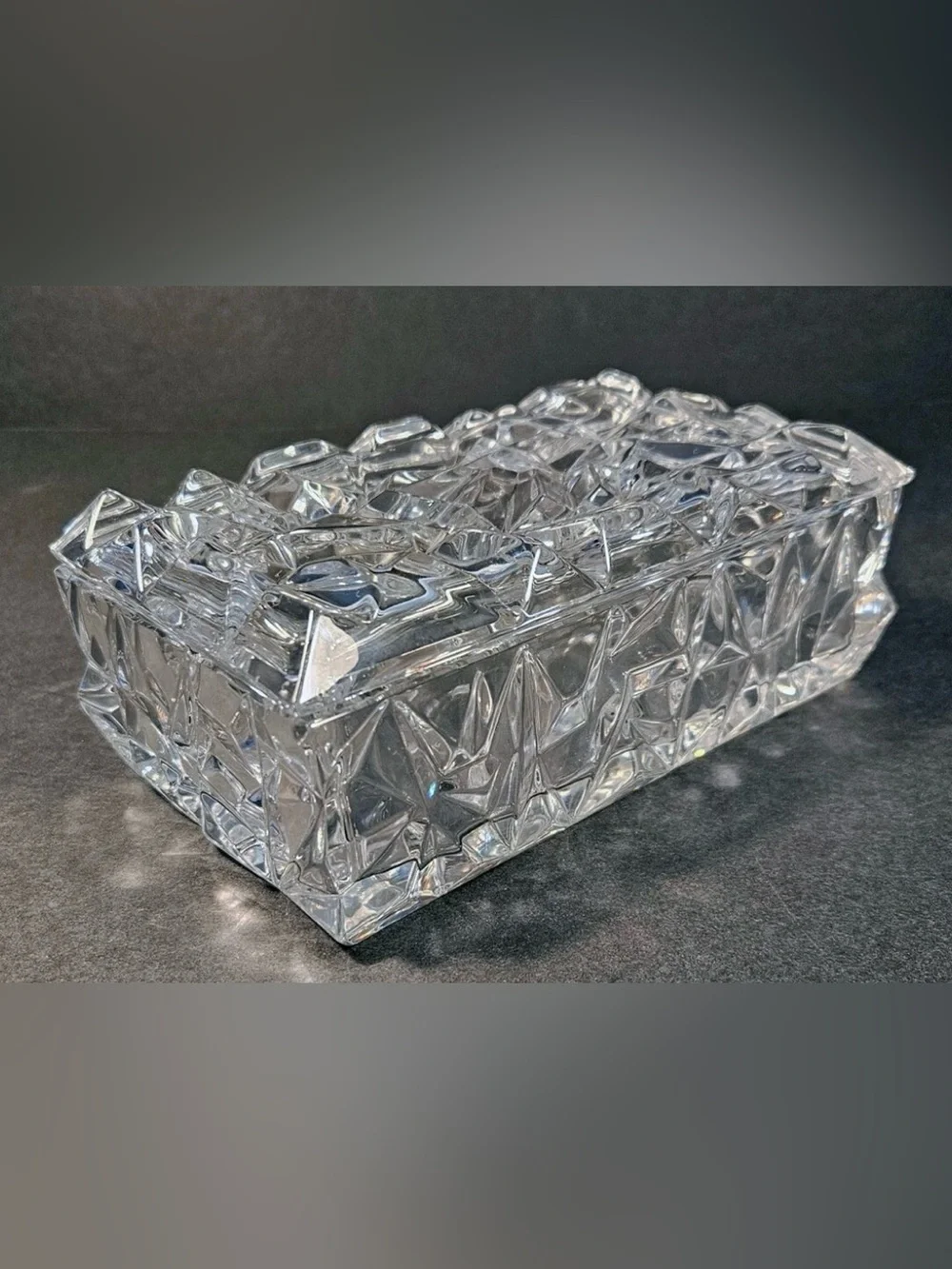 Vintage Tiffany & Co. Rock Cut Crystal Jewlery Box 
Excellent Condition - Picture 9 of 13